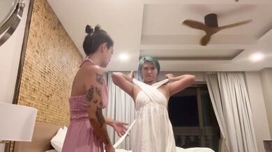 showers & smokes in thailand