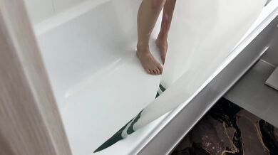 Sneaking on My Brother’s Hot Wife Led to Wild Sex