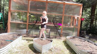 Spring Greenhouse Tour