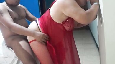 Madura milf de 70 años me llama cuando su marido no está en casa