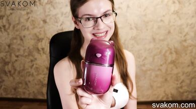 SVAKOM KLITTY Review - This toy eats my pussy and gives me a strong orgasm!