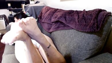 MIlf Wrinkled Mature Soles Sexy Toe Wiggling Barefoot