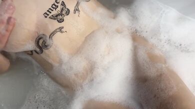 StepBro helps me to Shave for him - extasy