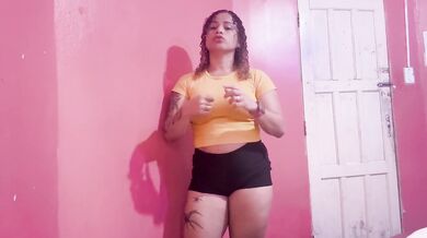 I WANT TO FUCK AND THERE'S NO ONE TO SATISFY ME.