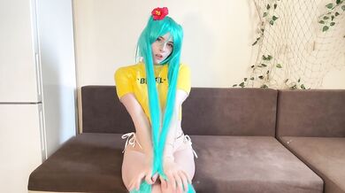 Hatsune fantasy ignites savage secret res
