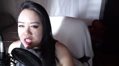 ASMR Dominatrix Mara Bites a Femme Stranger on the Rooftop