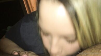 Small dick fuels blistering blowjob from BBW