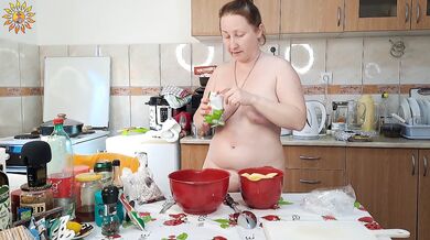 Amateur naked cooking: Watch me prepare delicious potatoes from scratch