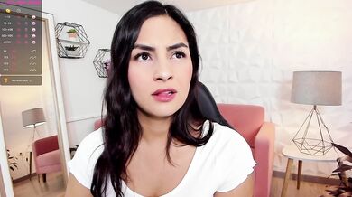Horny Latch Grazes Slick, Squirming Ass