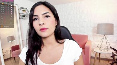 Street Tease Turned Cam Slut – Virgin Pussy Dripping for Voyeurs