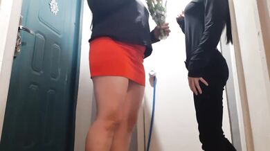 I received not only a bouquet of flowers, but also cunnilingus (with dirtytalk) - Lesbian_illusion
