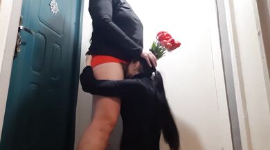 I received not only a bouquet of flowers, but also cunnilingus (with dirtytalk) - Lesbian_illusion
