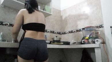 I go down on a cleaning lady in the kitchen while we're alone. A real Colombian amateur with a big butt and a perfect body