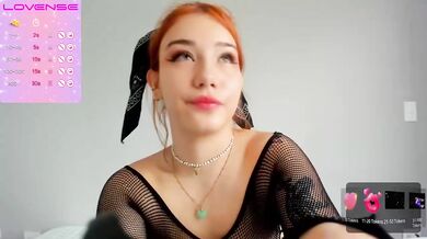 Submissive and Horny: Masturbate with Me in Bed