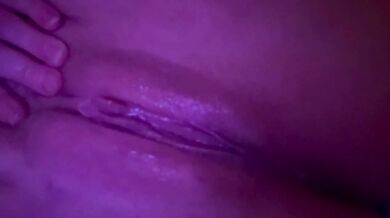 Daddy left 2 drops of breastmilk & a pussy full of cum