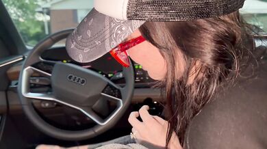 Public handjob in car