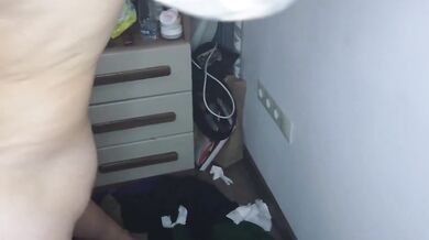 Excited Mommy Takes a Rough Fucking and Explodes in Massive Squirt