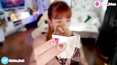 Music and Sweet Snack with me