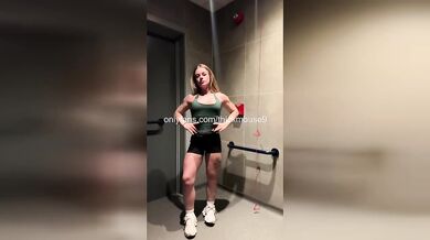 TikTok Teen Railed HARD – Cum Shot!