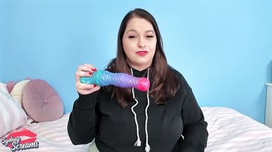 HUMPTOY JOY SUCTION CUP DILDO REVIEW - LARGE CUSTOM SILICONE DILDO
