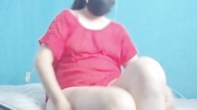 Haciendo Yoga con el culo abierto y mi vagina cerrada
