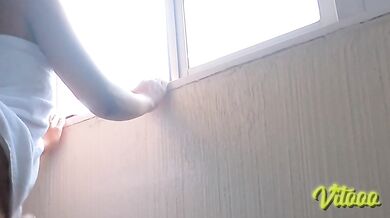 I take the towel off my girlfriend and you can see her round ass