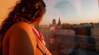 Chubby with a fat pussy and huge tits fucks herself on the balcony, bringing herself to orgasm