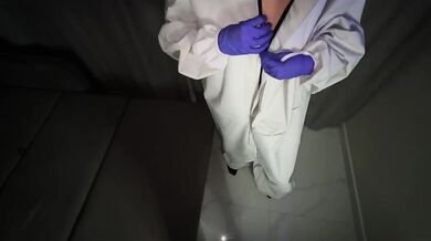 Call an ambulance! Hot nurse! Hard sex!