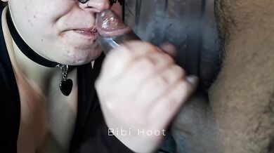 Oral sex at lunchtime, I took a break to suck a black cock and drink his cum. He spits in my mouth...