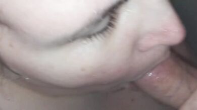 Sexy Homemade Shower DEEPTHROAT with sloppy FRENULUM Sucking