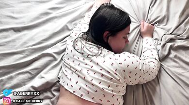POV: woke up and fucked stepsister in cute pajamas | A BERRY