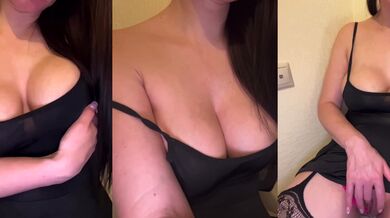 My stepsister shows big tits and pussy