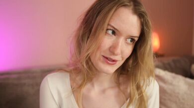 Best Friend's Sister Is Into You ASMR Roleplay