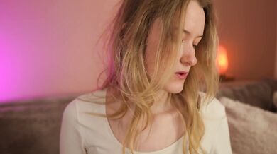 Best Friend's Sister Is Into You ASMR Roleplay