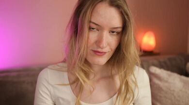 Best Friend's Sister Is Into You ASMR Roleplay