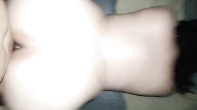 LE ROMPO EL CULO A MI HERMANASTRA COLEGIALA POR LA NOCHE