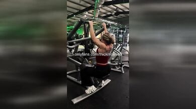 Tight Teen Squirts Like Crazy on TikTok Live!