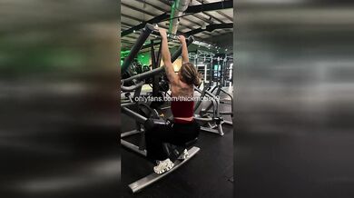 Tight Teen Squirts Like Crazy on TikTok Live!