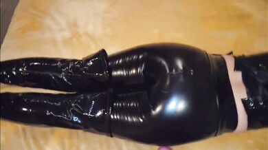 Perfect milf angelssex in latex pants fetish fuck and recived a big cumshot in perfect latex cosplay ass