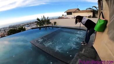 Roxana Casting Hot Talk in the Fucking Truck Ends With Blowjob