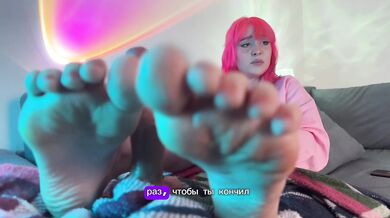 Soft footjob for a good puppy