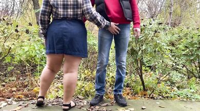 A curvy stepmother knows how to attract attention