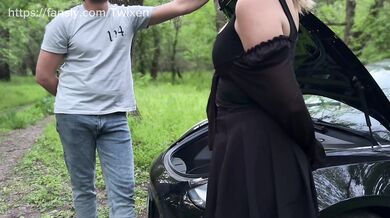 Dumb blonde screamed in the woods