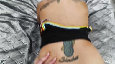 Me dan una deliciosa cogida en un motelito y grabamos todo para que nos vean (completo en premium)