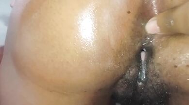 SPREADING MY PUSSY WIDE AND FINGERING ME
