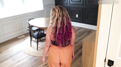 Fucking My Real Estate Agent Until She Cums