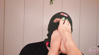 4K | Foot Worship and Foot Gagging from Hot Blonde Goddess with Long Green Toenails