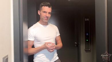He Caught Me At The Perfect Moment - Surprise Turns Into Passionate Sex
