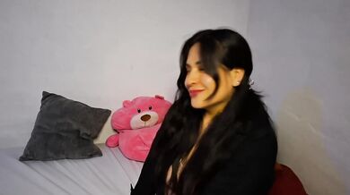ASMR Roleplay Tu NOVIA te CUIDA