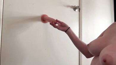 Artemisia Love Hands Deep For Big Tits Fantasy